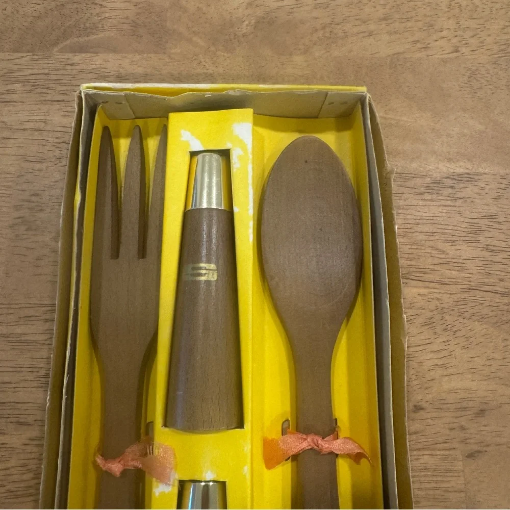 Vintage MCM Midcentury Modern Wood Salad Set Fork Spoon Salt Pepper Shaker New